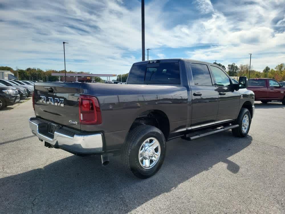 2026 RAM 2500 Tradesman - Photo 4