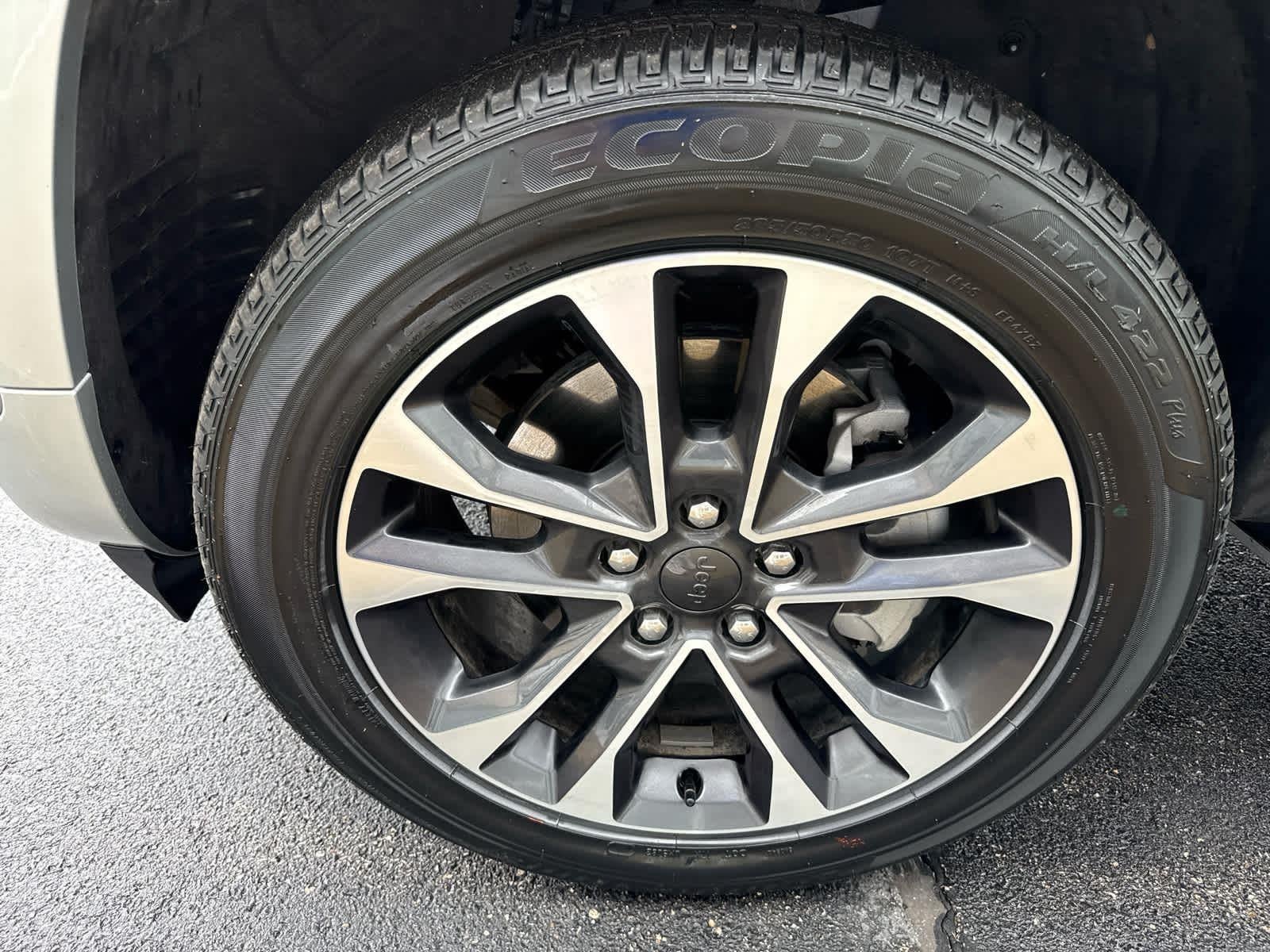 2025 Jeep GRAND CHEROKEE OVERLAND