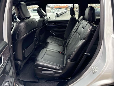 2025 Jeep GRAND CHEROKEE OVERLAND