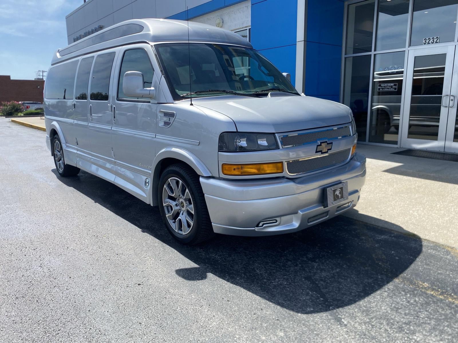 2026 Chevrolet Express Cargo Van 2500 RWD 155"