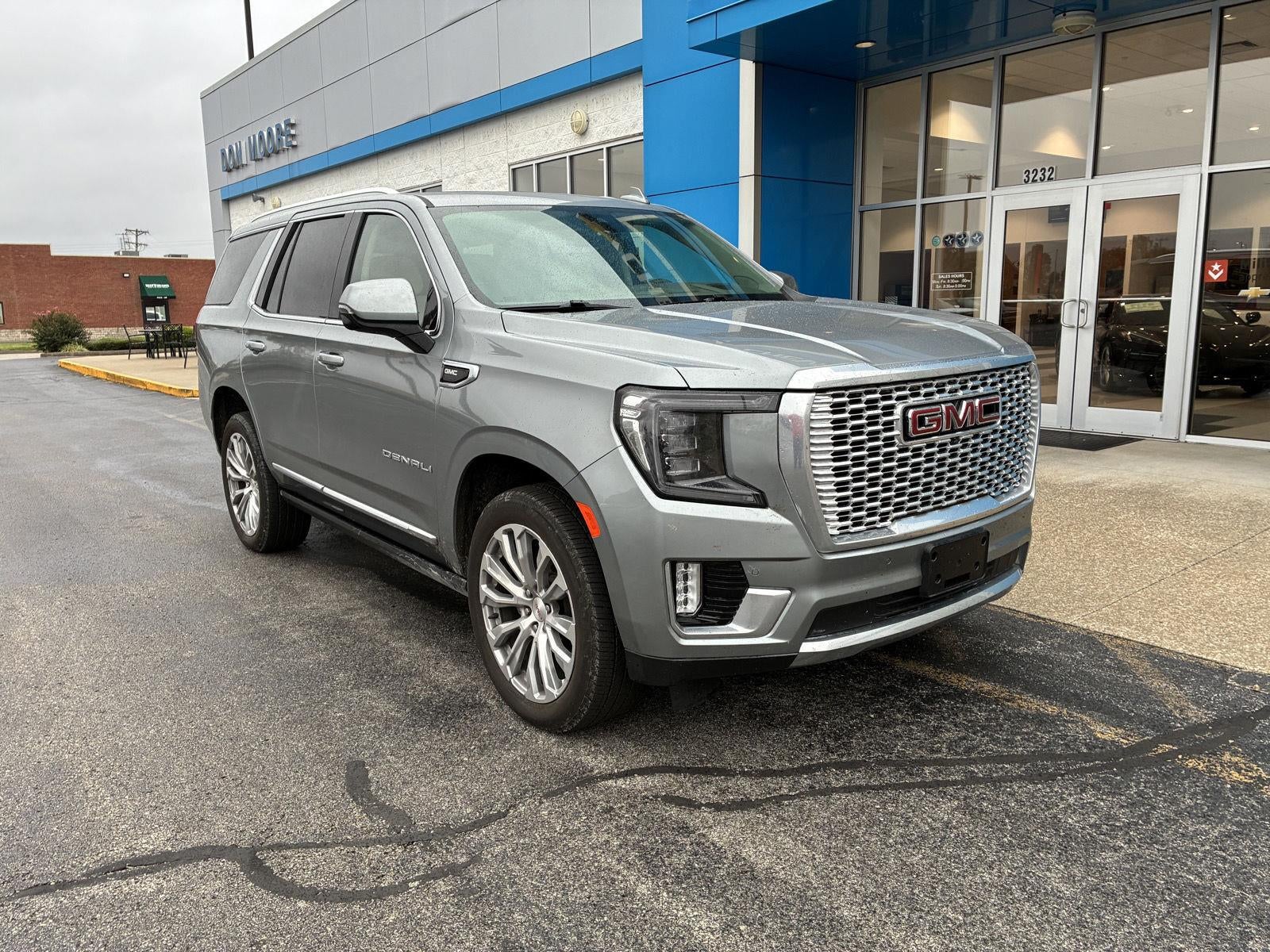 2023 GMC Yukon