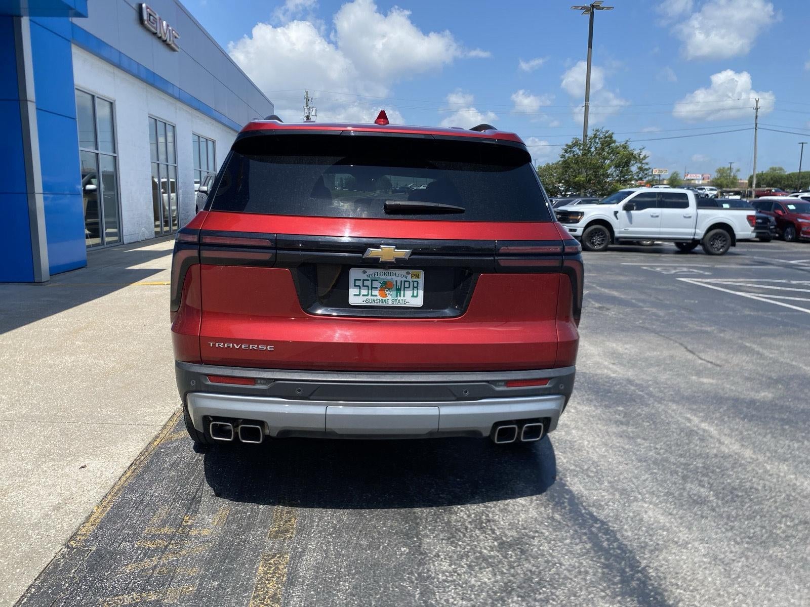2025 Chevrolet Traverse FWD LT
