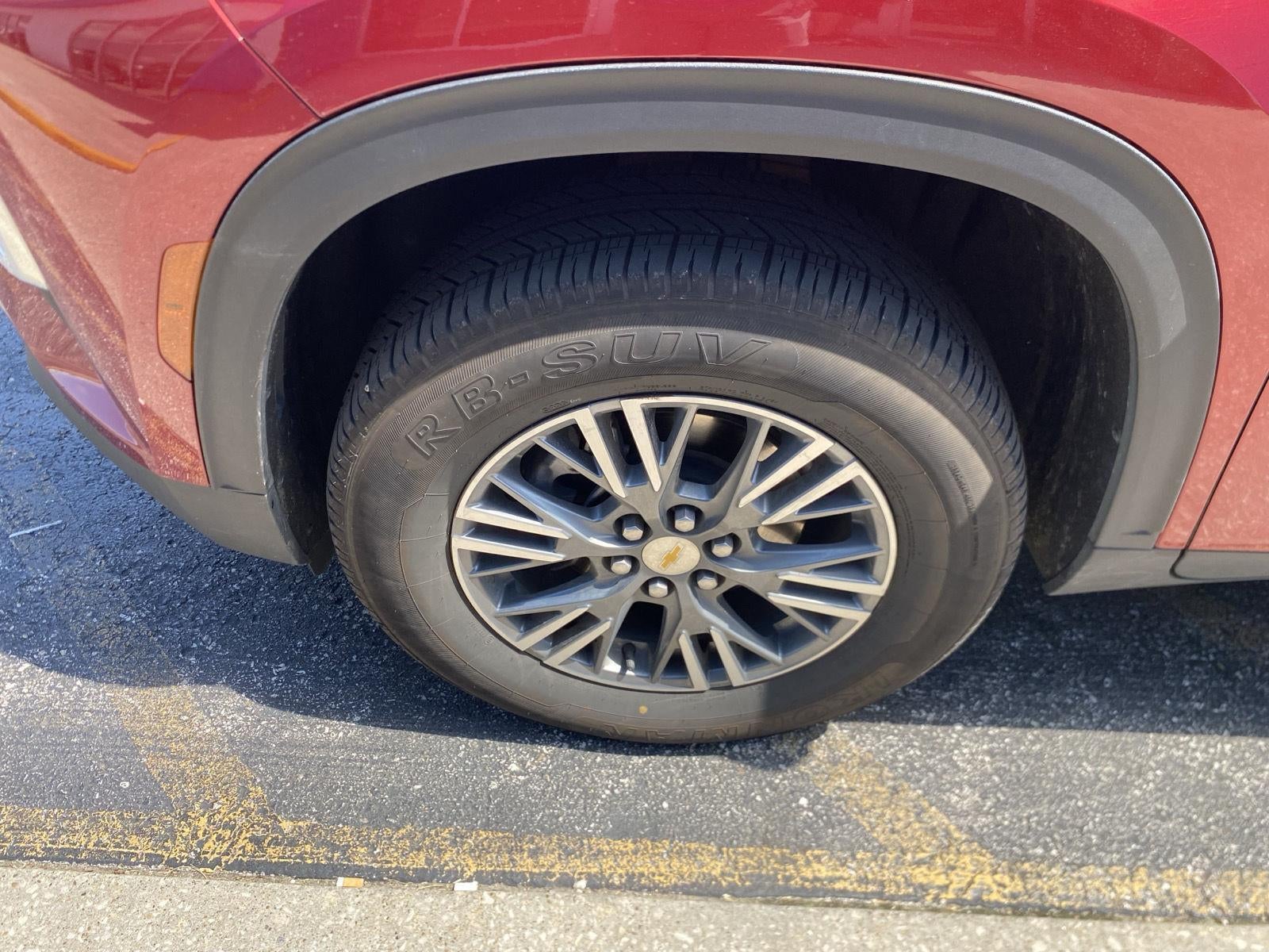 2025 Chevrolet Traverse FWD LT