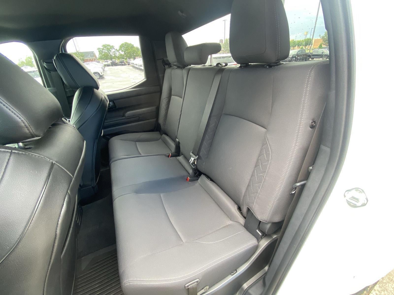 2024 TOYOTA TRUCK TACOMA 4WD SR